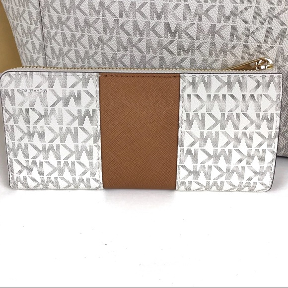 Michael Kors Ciara EW Tote & Jet Set Wallet Bundle - Picture 7 of 8